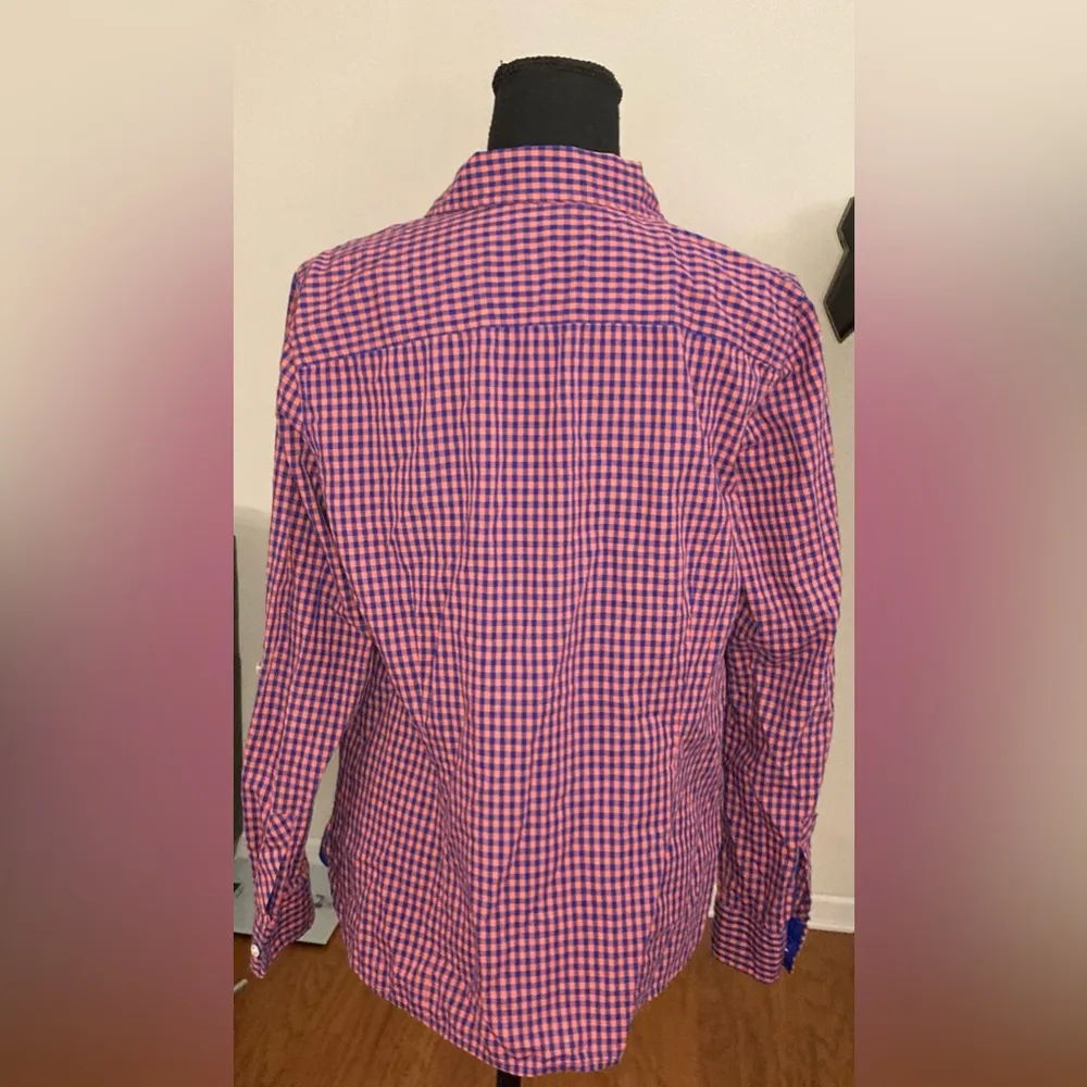 Talbots- Checkered print, navy‎ blue and pink button-down Size 14P - Image 4
