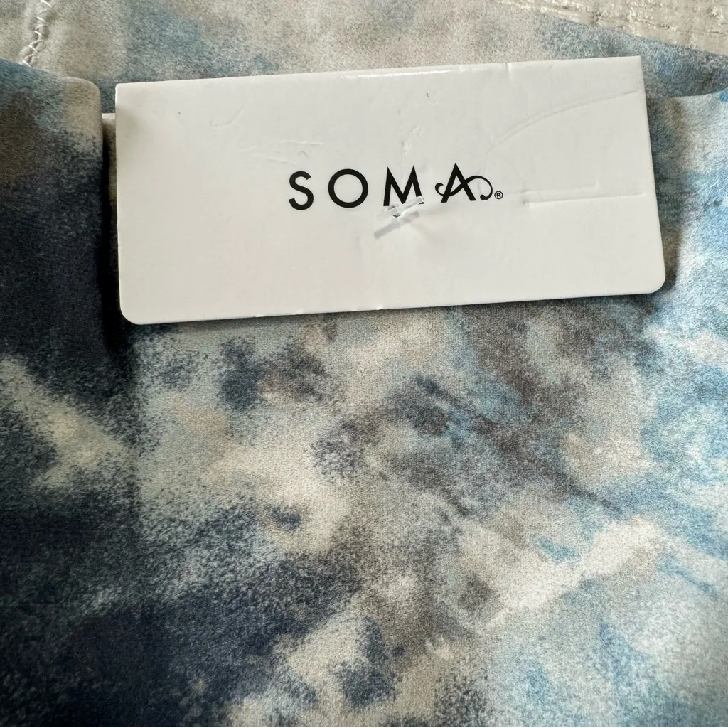 Soma WKND 360 Bike Shorts NWT size Small in Cloud Texture Optic White - Image 3