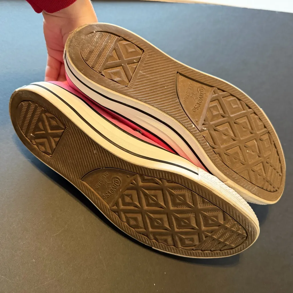 Converse All Star Chucks hightops Bubblegum Pink, Unisex Pink Size 10.5 - Image 10