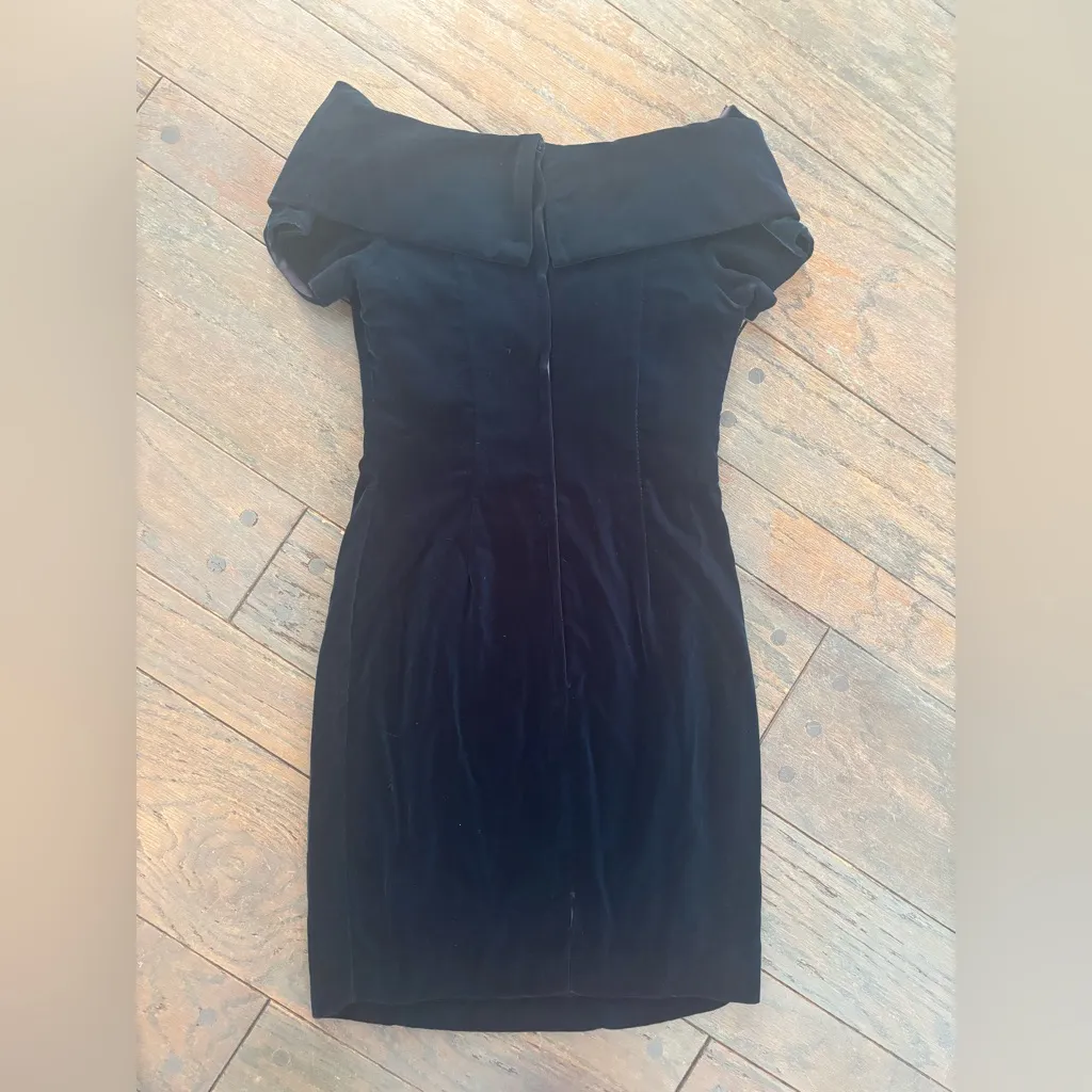 Vintage Cachet by Bari Portas Velvet Mini Dress Emerald Green Size 3/4 Holiday Black - Image 2