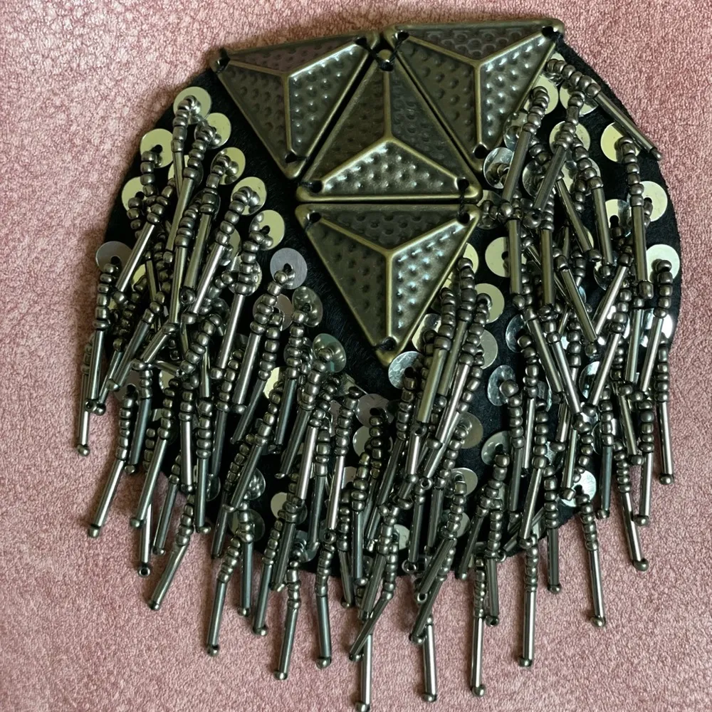 Chain Shell Crossbody Bag Ethnic Style Metal Tassel Pink - Image 3