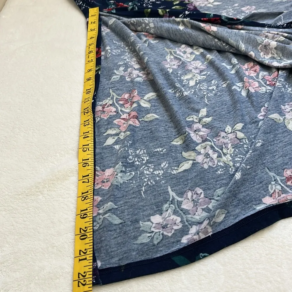 LuLaRoe Joy Women’s Open Vest Duster Size M - Image 9