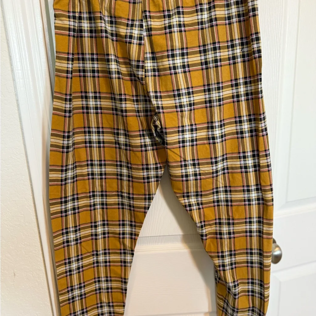 No Boundaries Yellow and Black Plaid Pants - Image 4