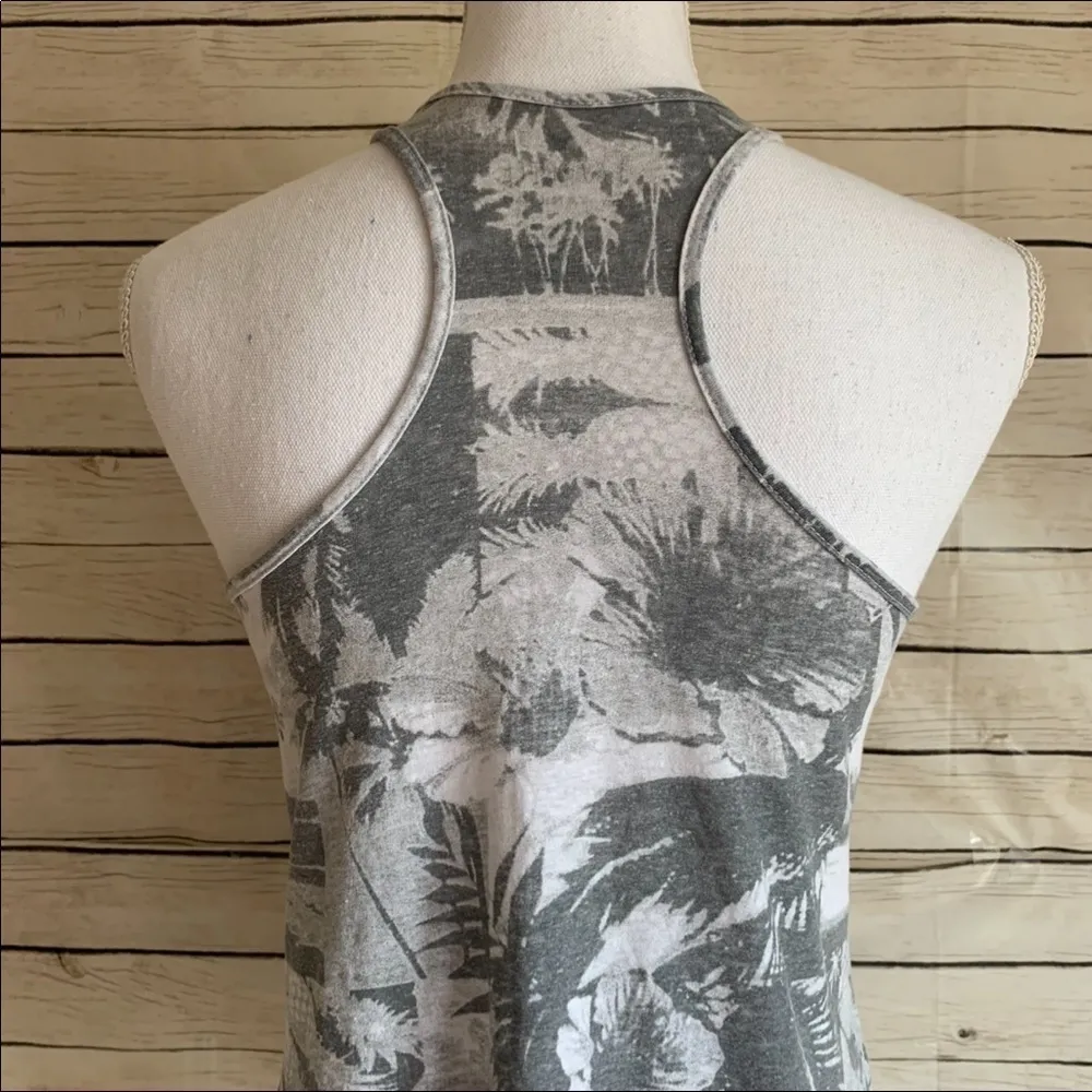American Eagle Outfitters Favorite Tank Size Small - Image 4