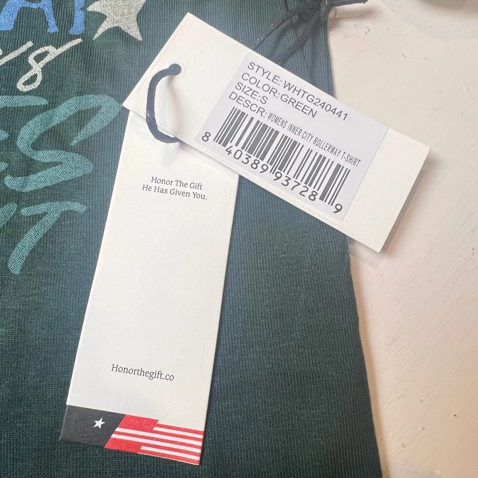 Honor The Gift Women's S Green Graphic T - Image 6