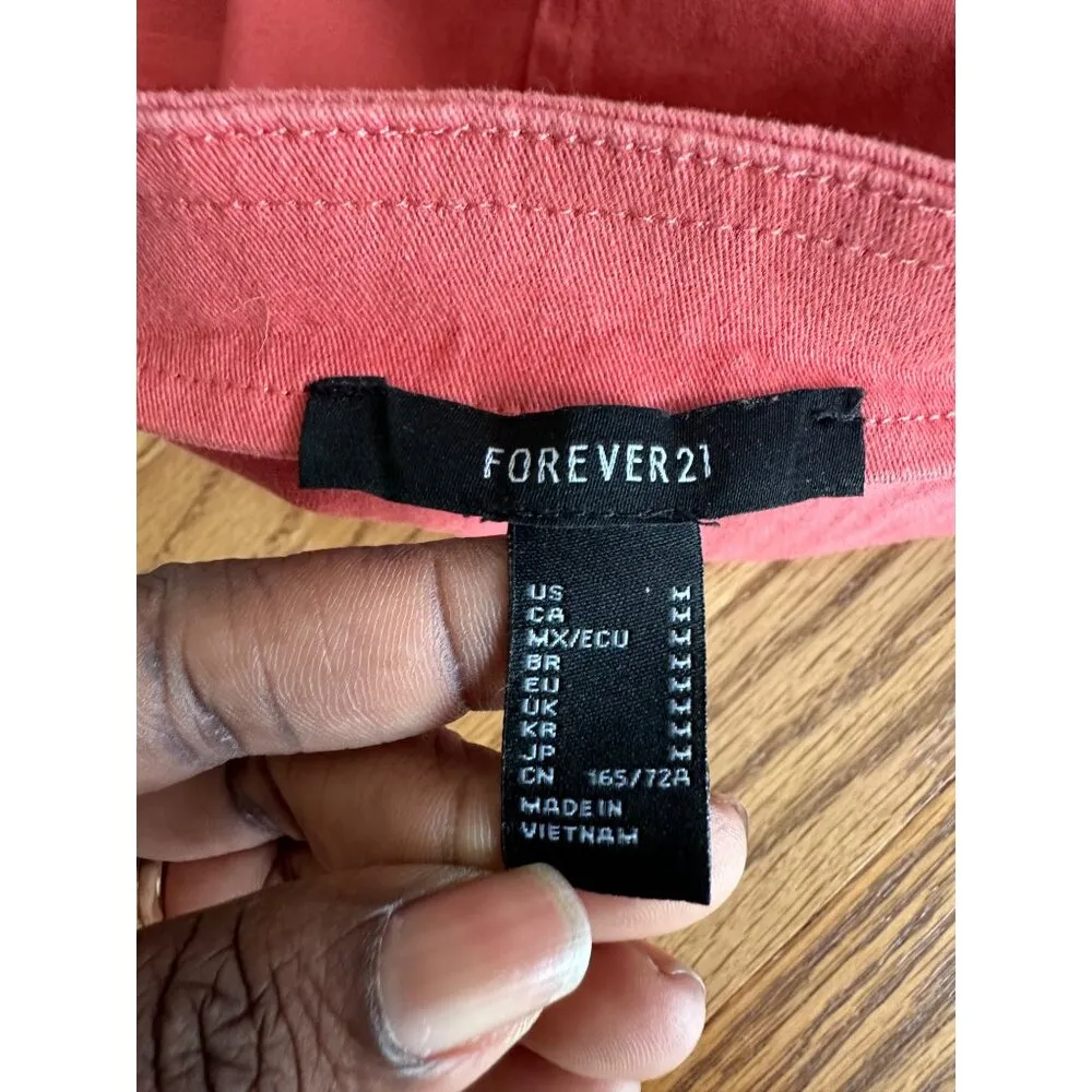 Forever 21 Coral Mini Skirt With Front Zipper Closure HAS FLAW Pull tab on zipper is short - Image 6