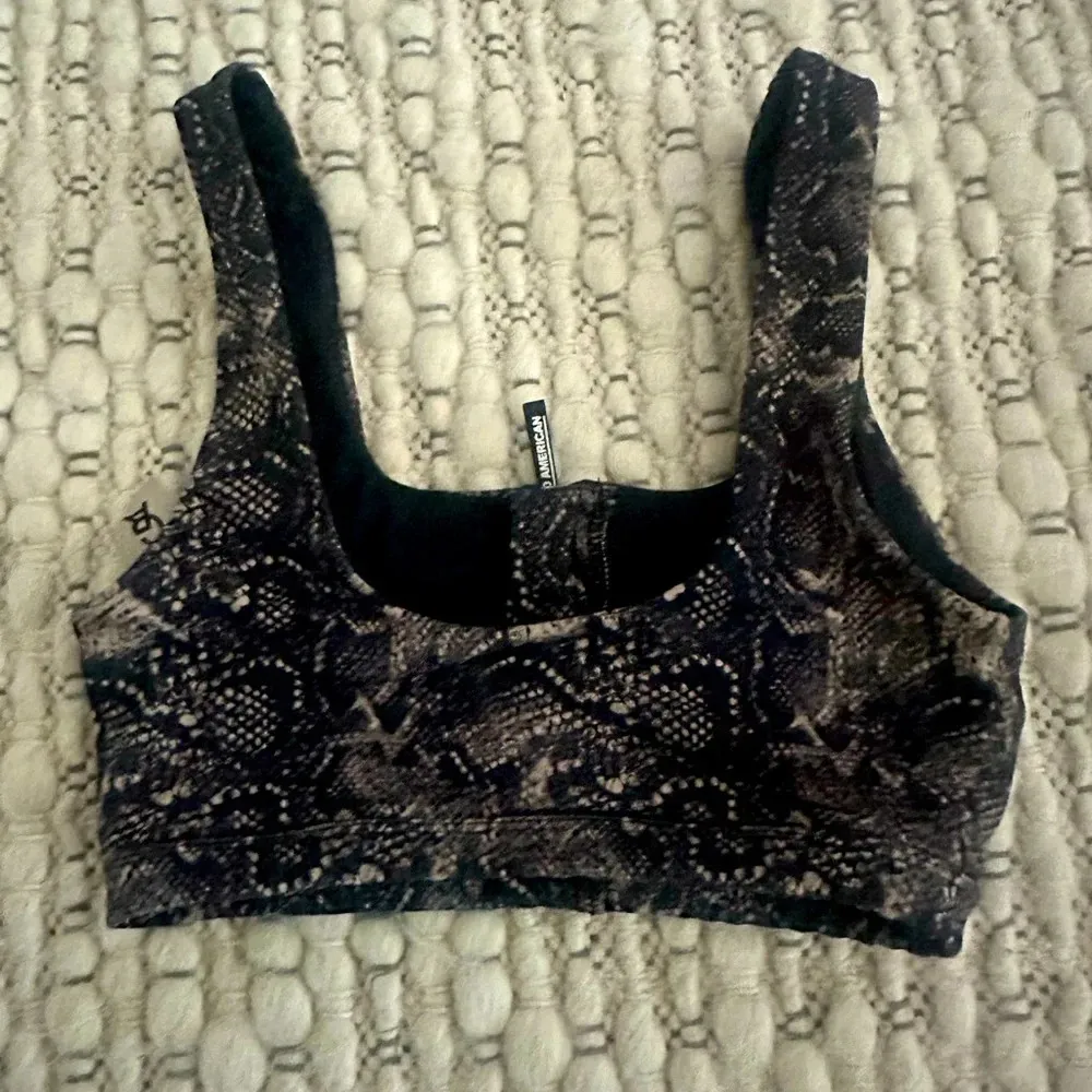 Good American Snake Print Sports Bra - Image 3