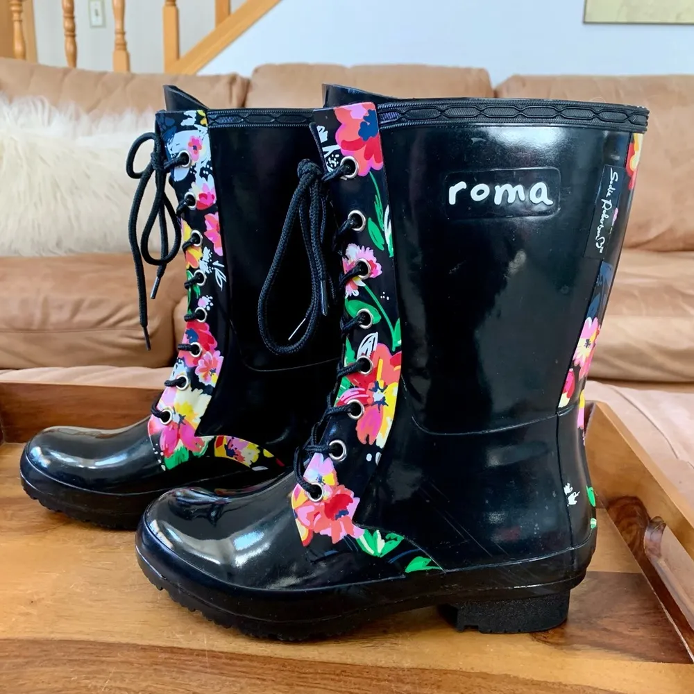 ROMA Sadie Robertson Floral Rain Boots - Image 3