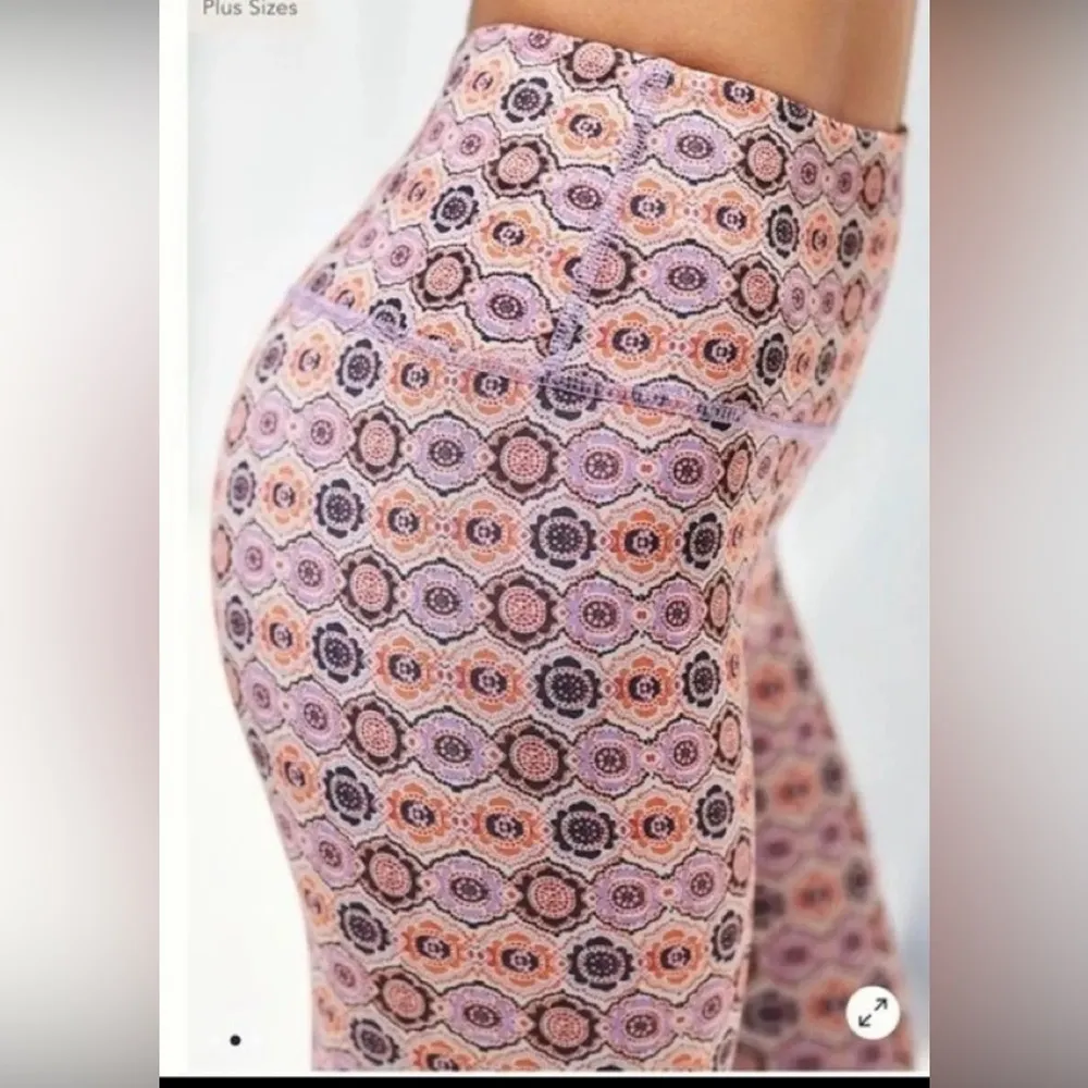 Anthropologie Daily Practice Liana High Rise Legging, Geo Dot, Size S - Image 2