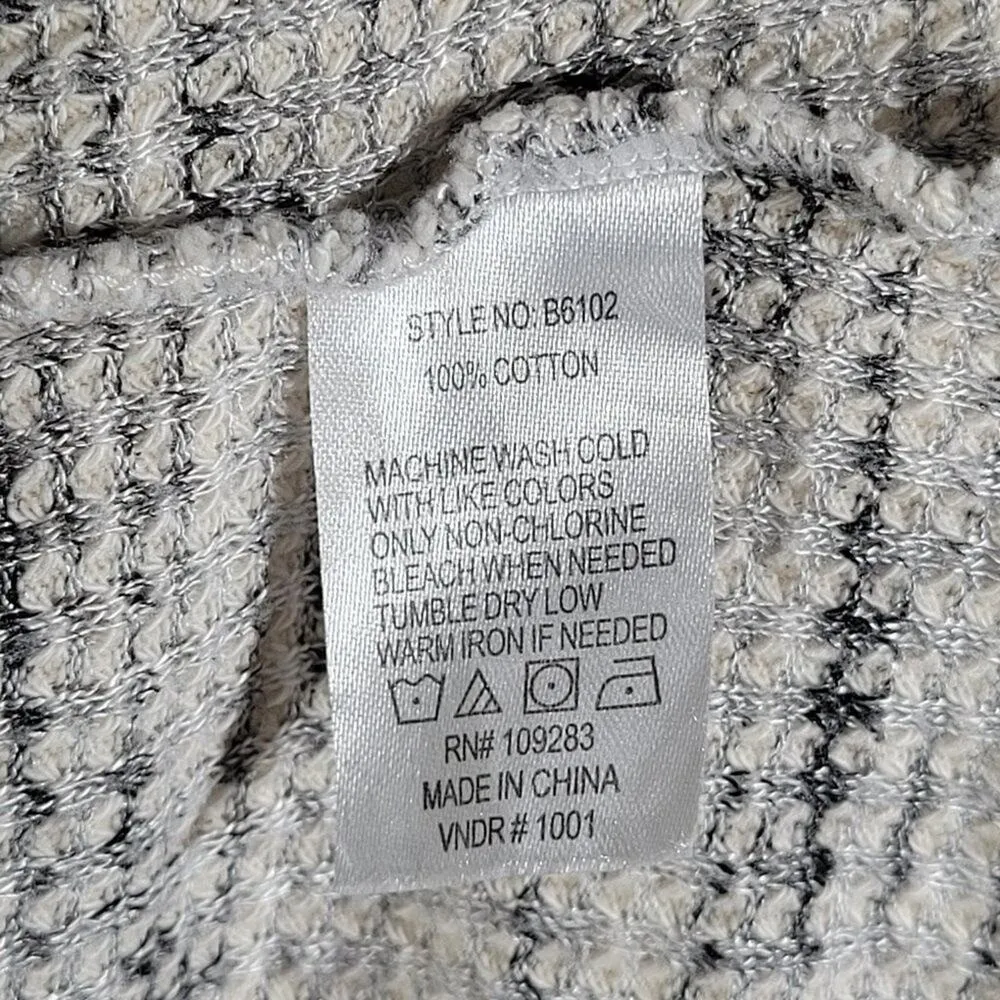 Vintage Havana Women's Gray Waffle Knit Hoodie V Neck Long Sleeve‎ Size S - Image 6