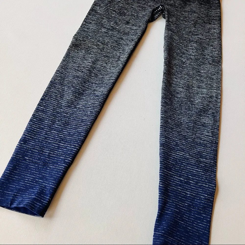 Electric Yoga Seamless Athletic Leggings - Image 4