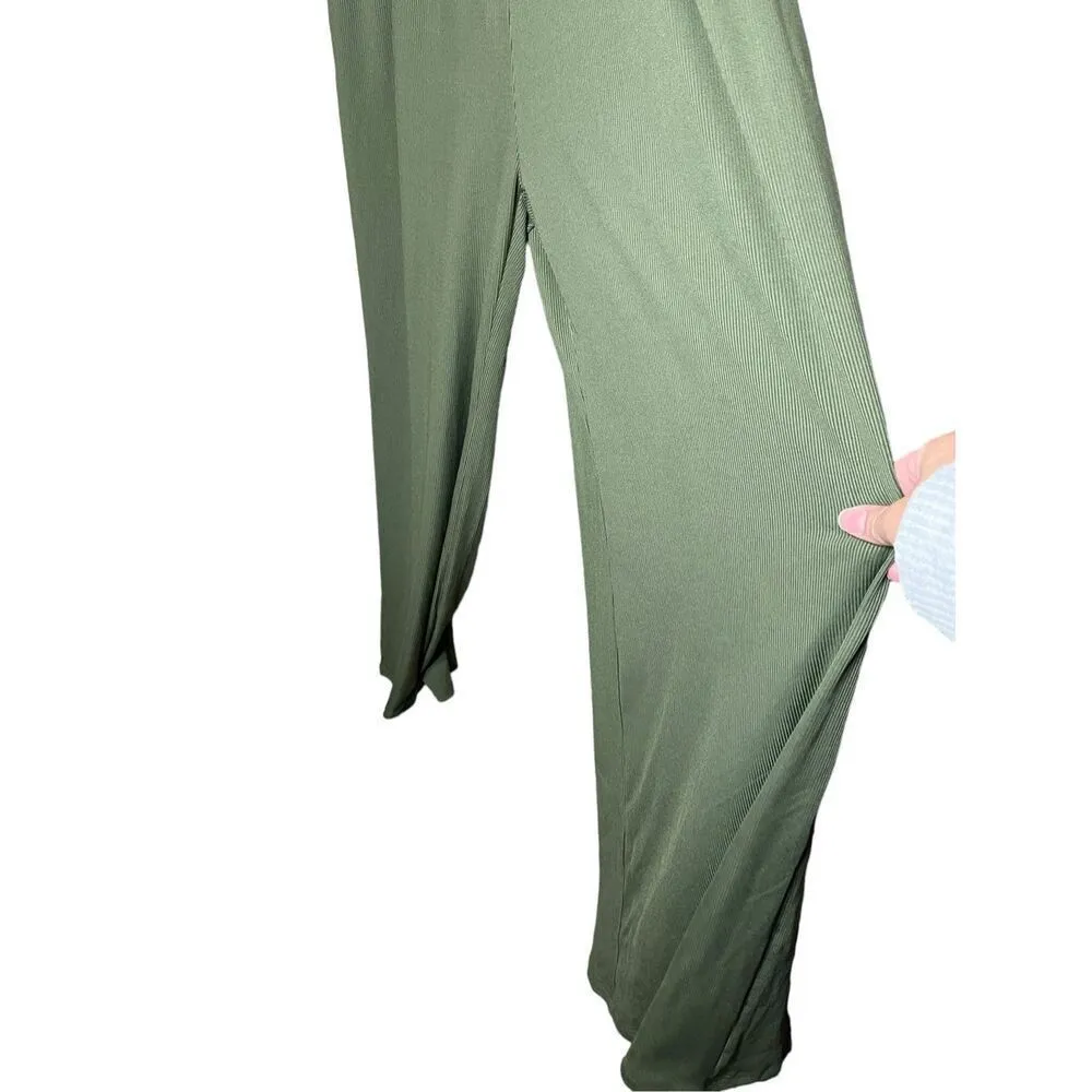 Cider  Solid Green Sleeveless Wide Leg Jumpsuit - Image 4