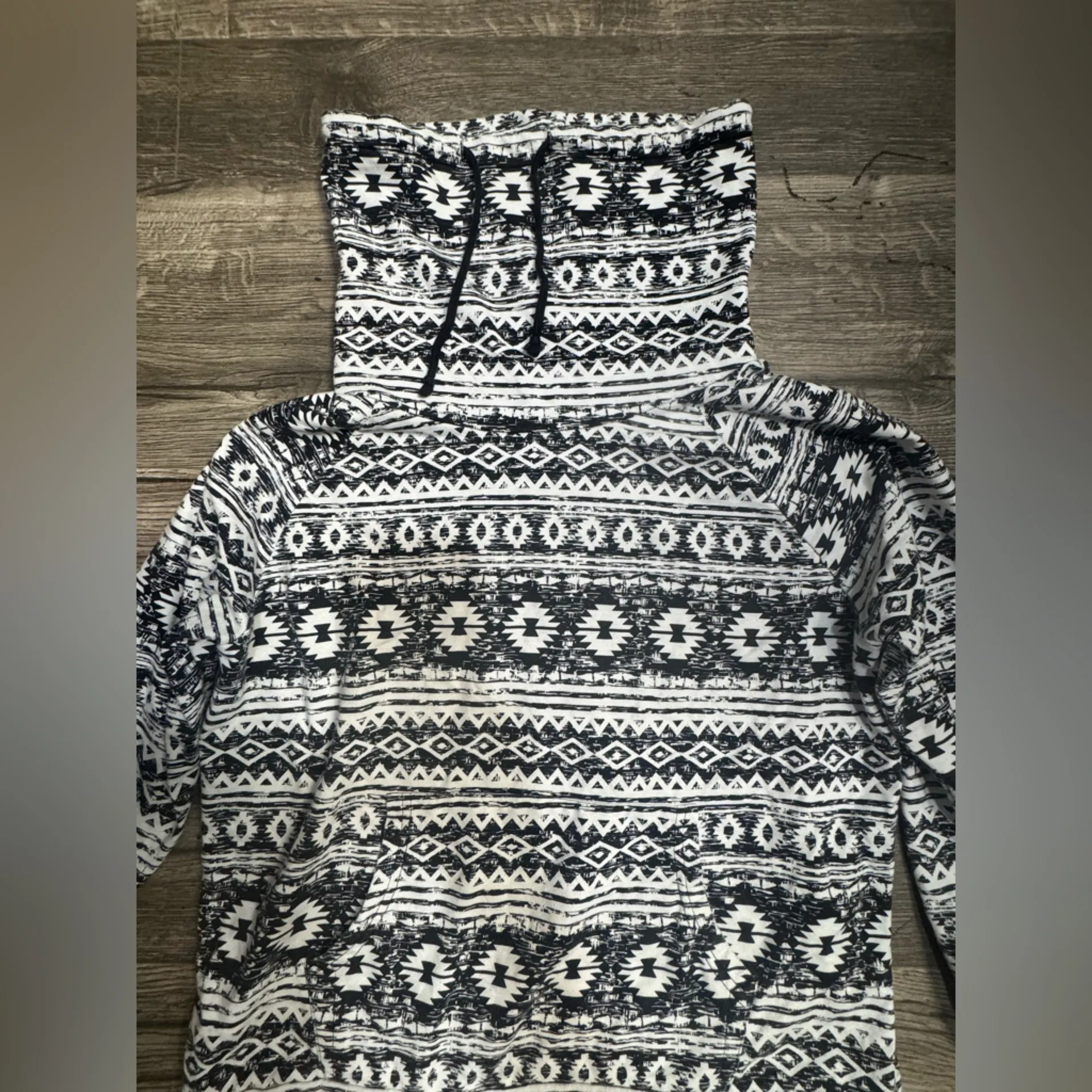 Allison Brittney Black and White Patterned Sweater - Image 4