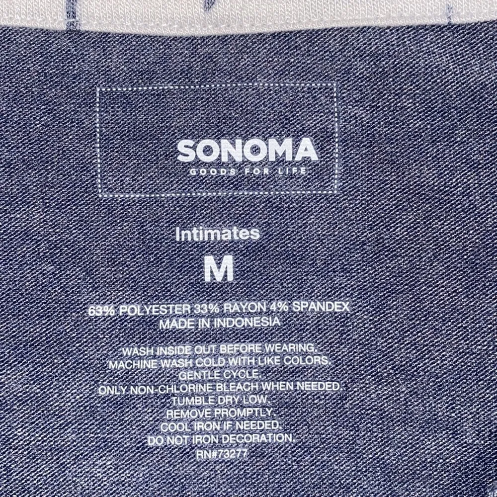 Sonoma medium womens sleepwear top with heart - Image 8