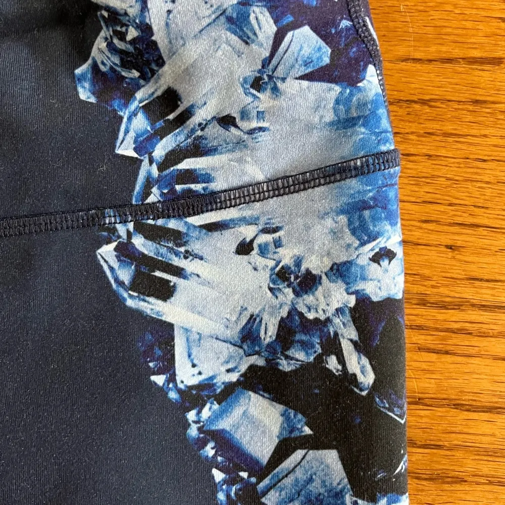 Alo yoga leggings - Image 5