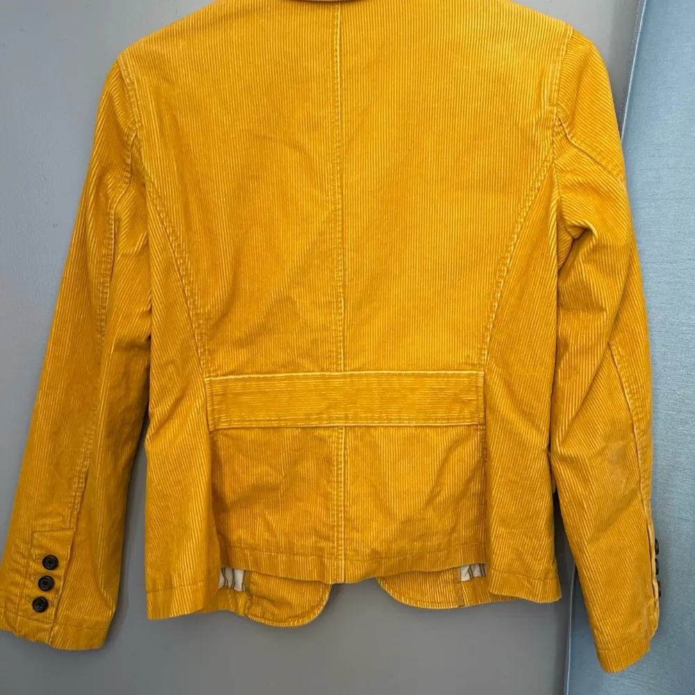 Gap corduroy Woman’s MUSTARD Y2K LINED 3 buttons  preppy, academia size 1 - Image 6
