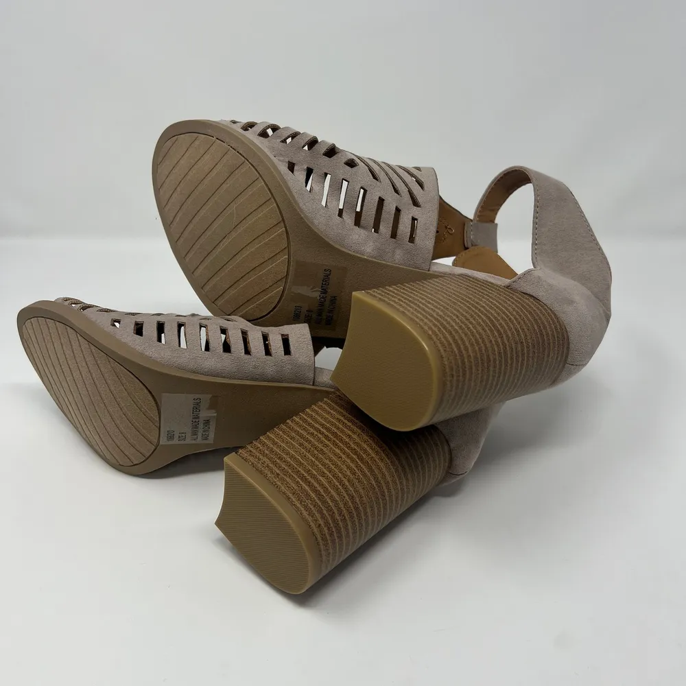 Charlotte Russe Open Toe‎ Heels Sz 8 - Image 5