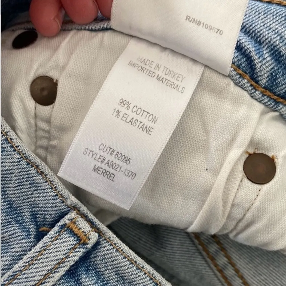 Agolde Slim Straight Leg Jeans Mid Rise Vintage Wash Size 29 Raw Hem EUC - Image 5