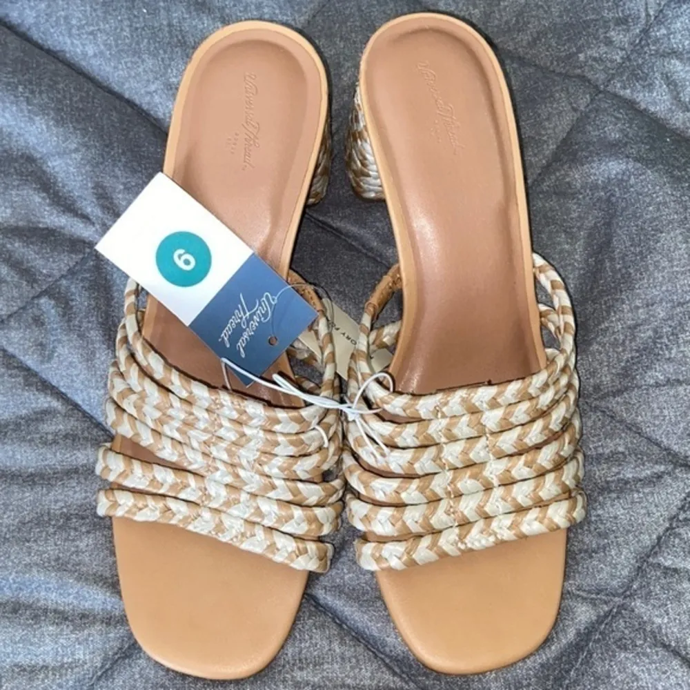 Women's Rachel Heels - Universal Thread - Tan - Size 9 - Image 20