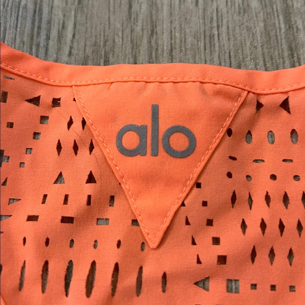 ALO Yoga tank - Image 4