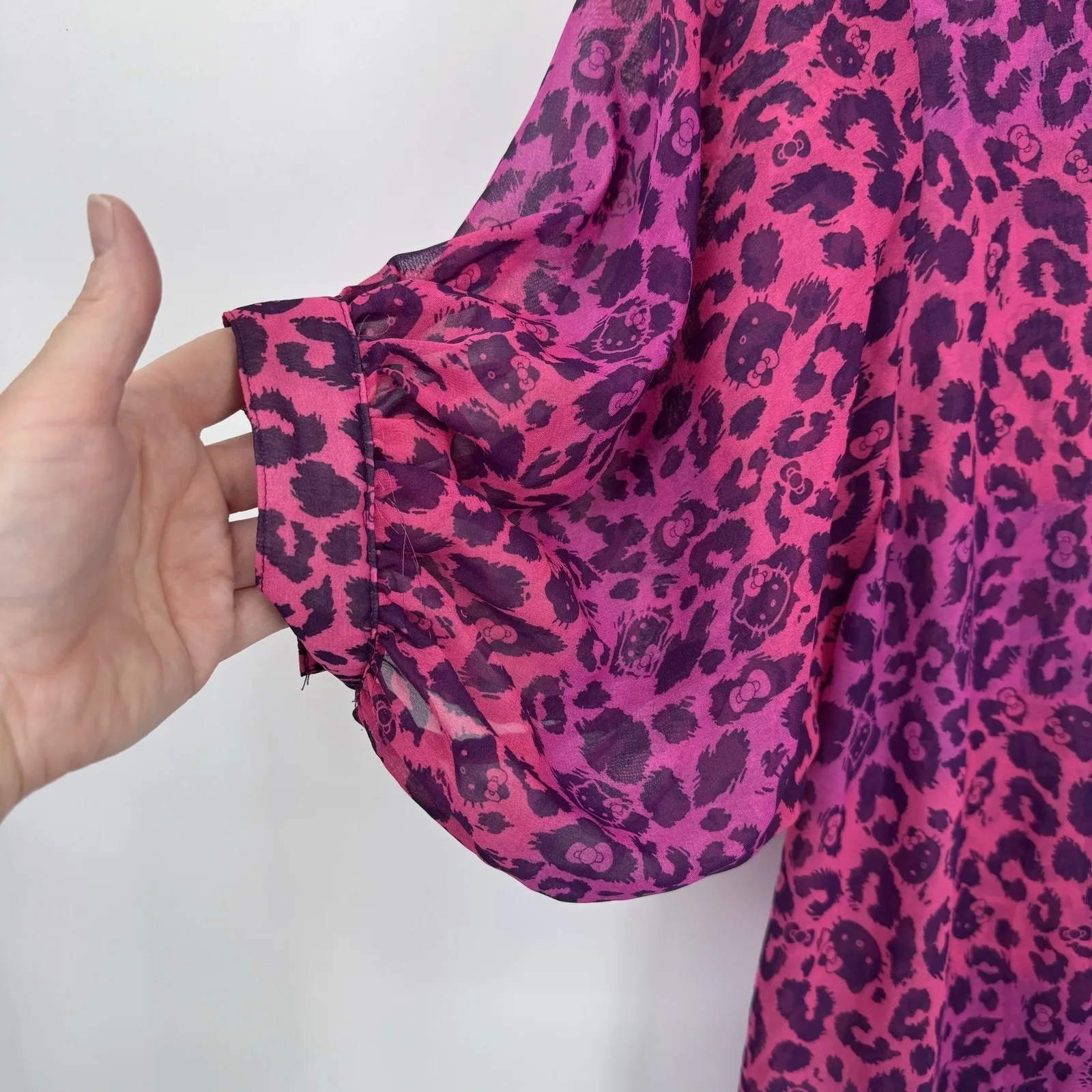 Hello Kitty Button Front Top Womens Small Pink Animal Print Sheer Polyester - Image 7