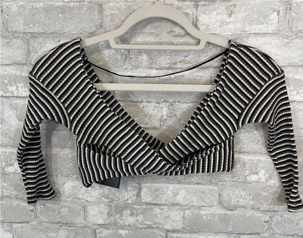 Urban Outfitters Kimchi Blue Stripe Crop Top - Image 4