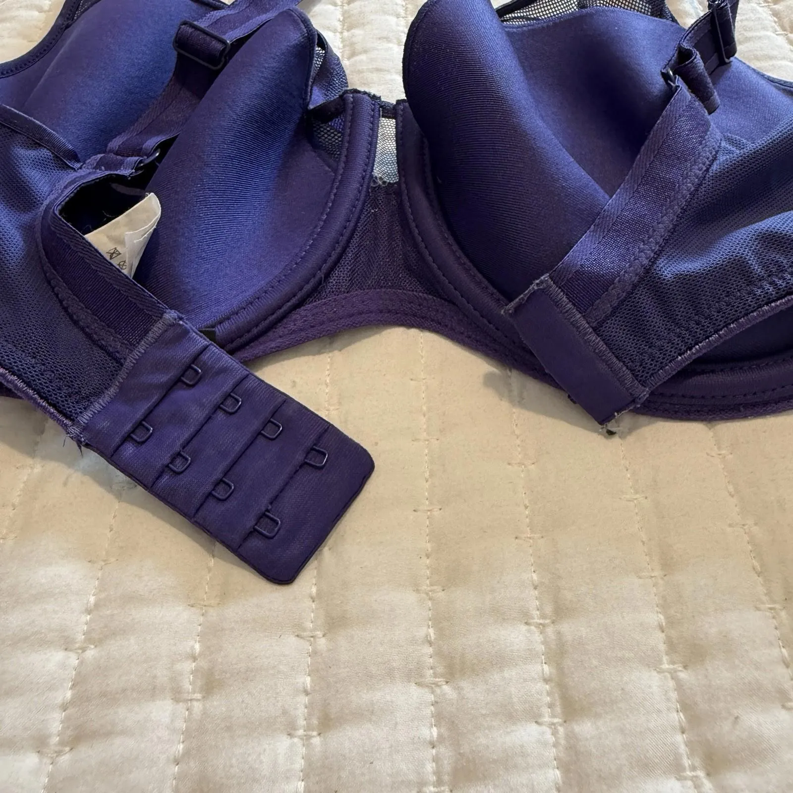 Chantelle 1296 Aeria Lightly Lined Spacer Convertible Bra Purple 34DDDD 34F - Image 3