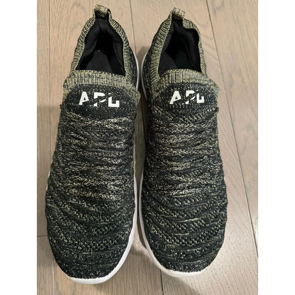 APL TechLoom Wave Black/Gold Metallic Mélange Running Shoe Women's Size 10 - Image 7