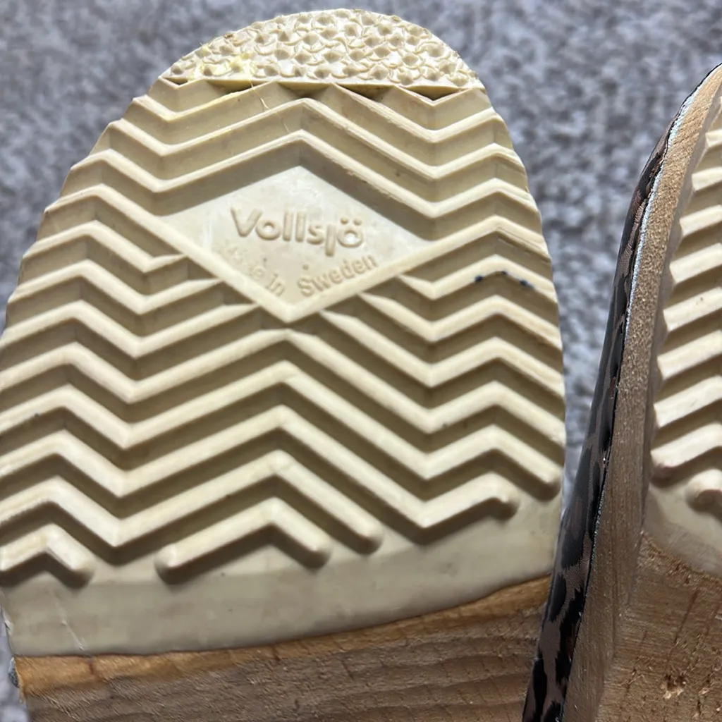 Leopard Print Women's Mules with Pink Flower Accent Brown Size 5 - Image 4