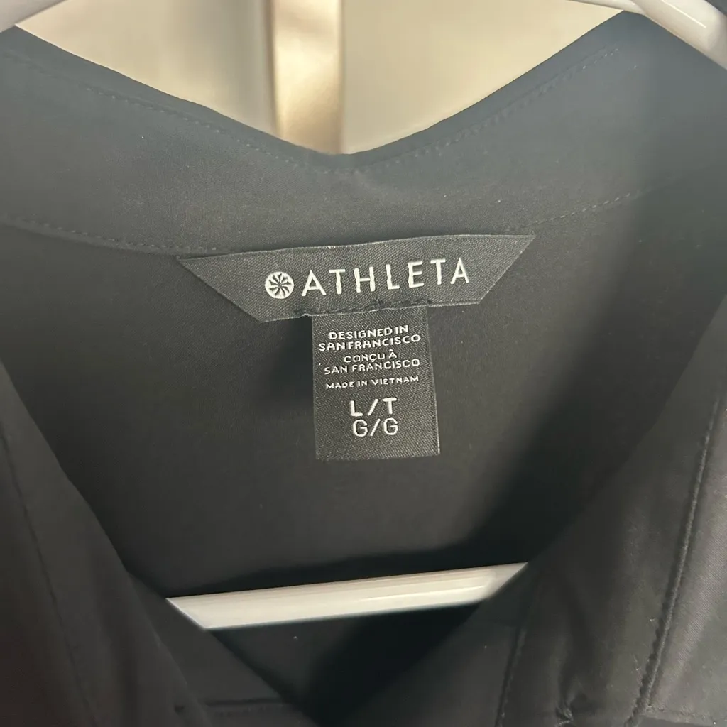 Athleta Urbanite II UPF Button Down Tank Top Blouse Black Size Large Tall - Image 4