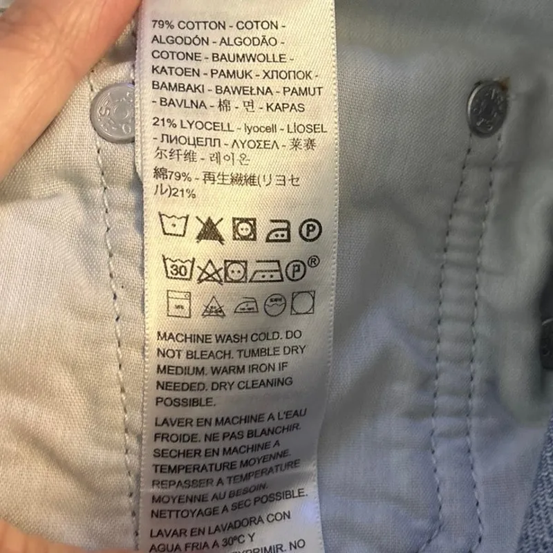 Levis Premium Size 25 Ribcage Straight Ankle Jeans Button Fly - Image 5