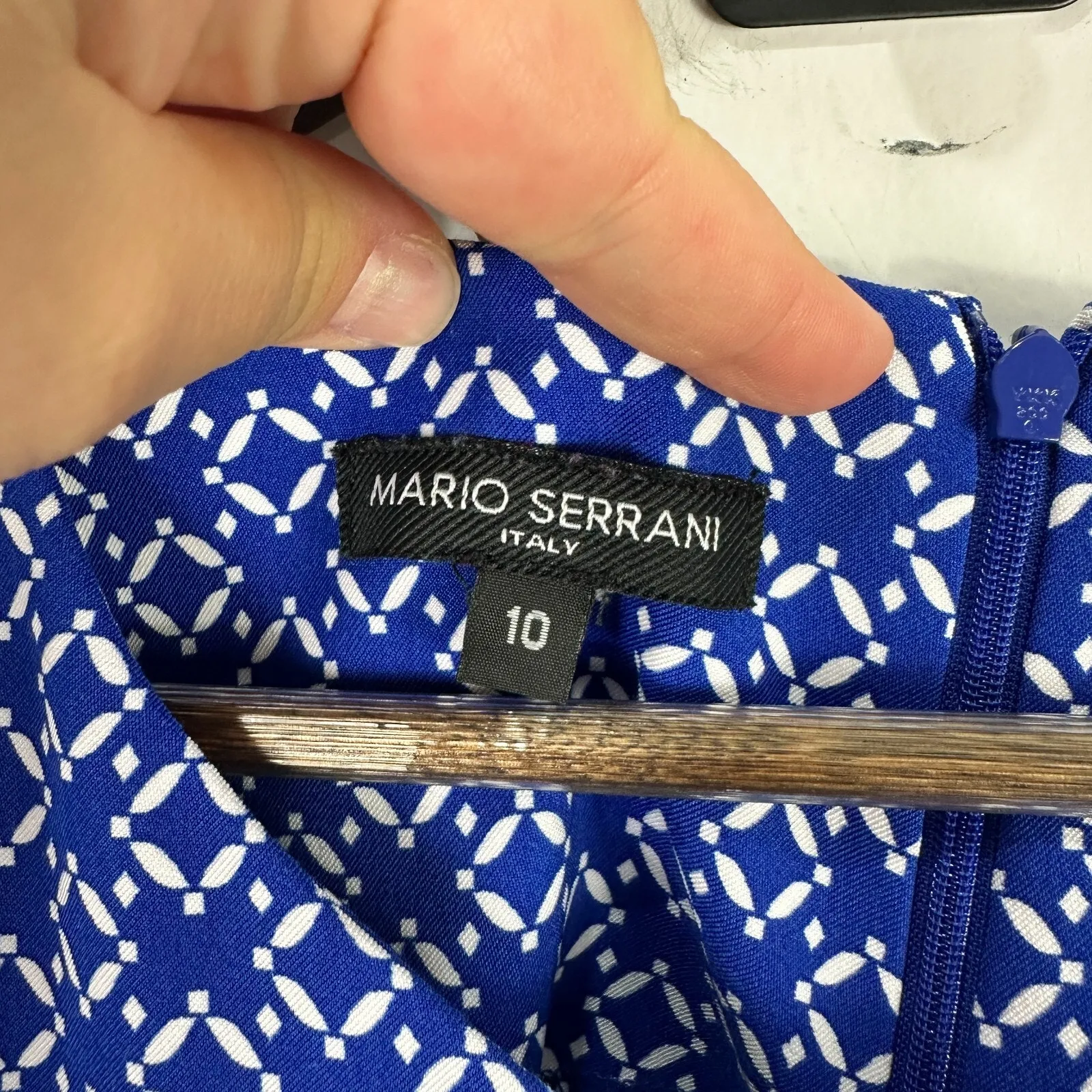 Mario Serrani Dress‎ Women 10 Sleeveless Blue White Sheath Quiet Luxury Preppy - Image 2