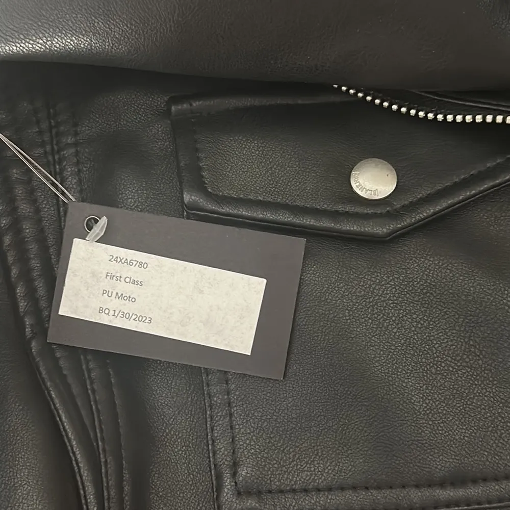NWT Blank NYC First Class PU Faux Leather Moto Jacket Small - Image 7