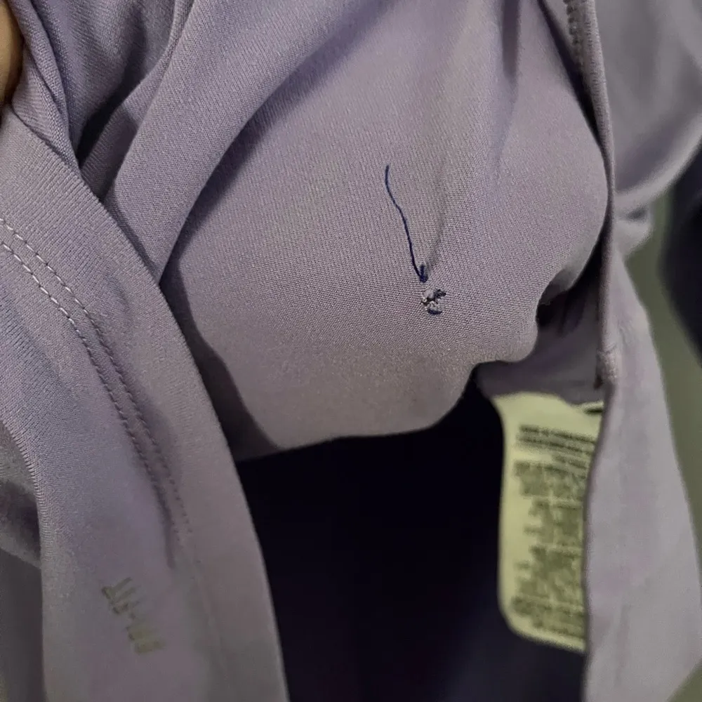 Nike Dri-Fit Running Long Sleeve 1/2 ZipTop in purple size large - Image 5