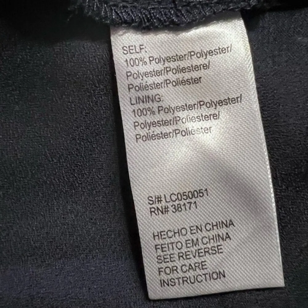 Nordstrom  deep lace up Vneck navy floral dress size medium - Image 10