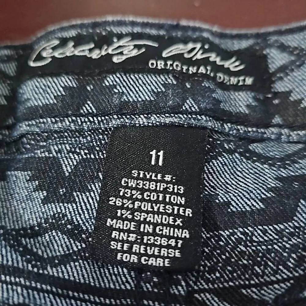 Celebrity Pink Denim Short, shorts. Size 11 - Image 6