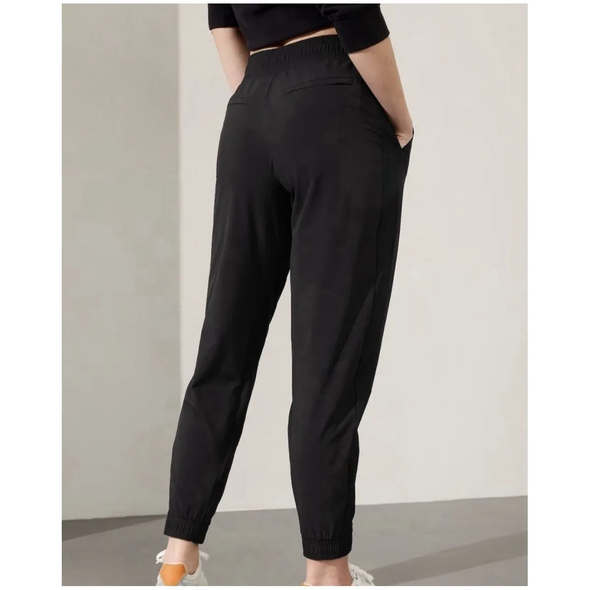 ATHLETA Brooklyn Mid Rise Ankle Pant In BlackSize 4 Athleisure Pull on - Image 2