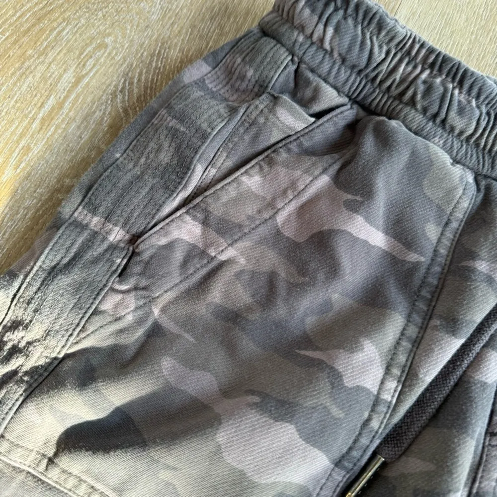 Athleta Farallon Camo Jogger - Image 5