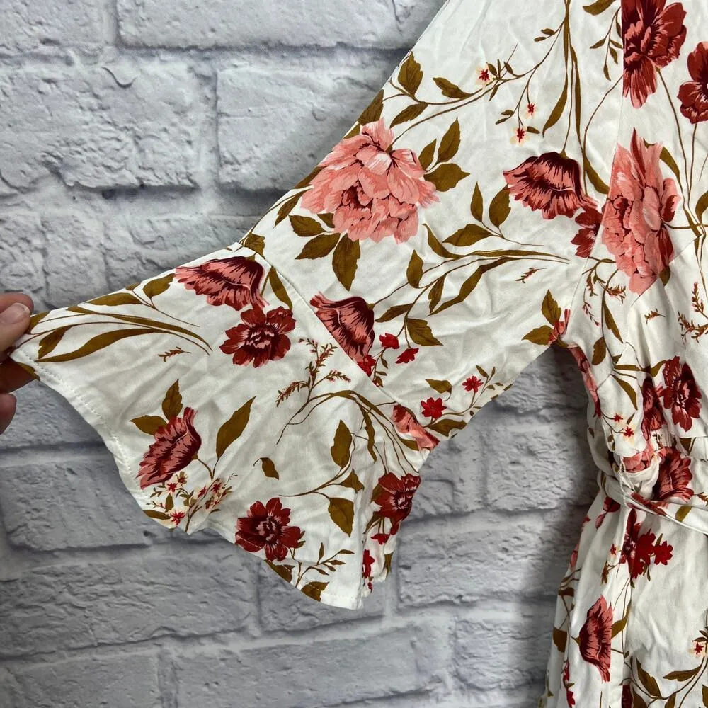 Torrid Womens Peplum Faux Wrap Blouse Size 1 White Floral Tie Belt Boho Pink - Image 3