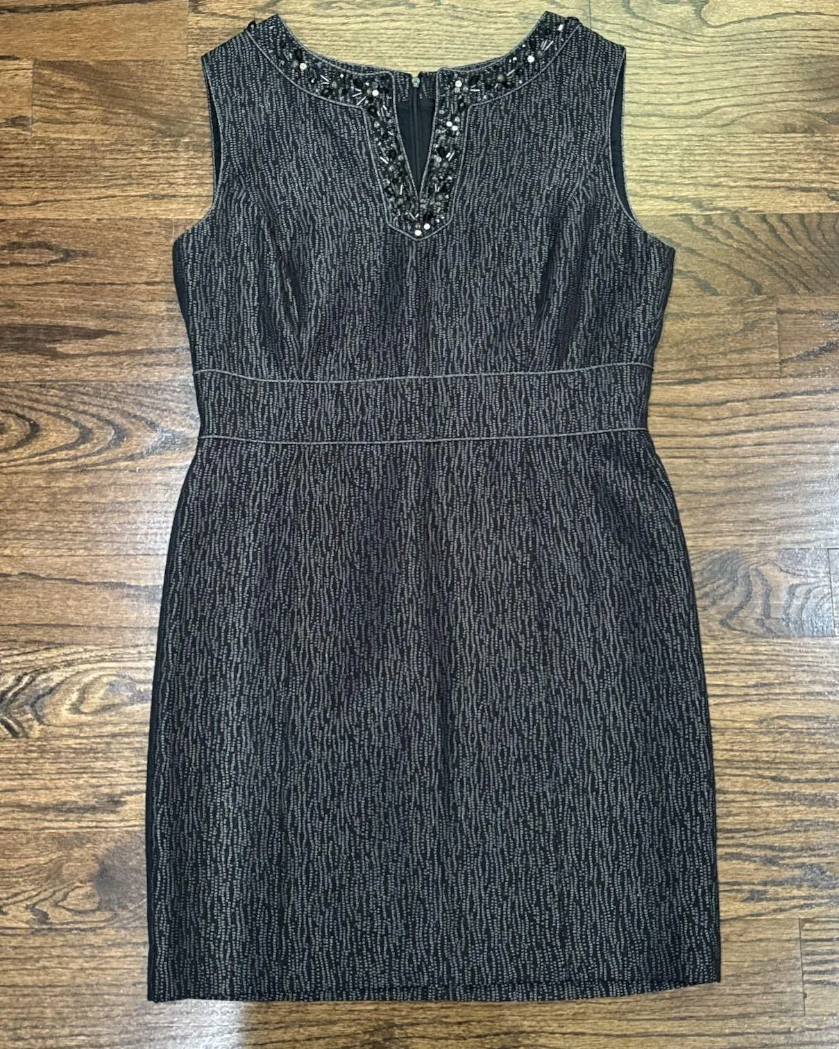 Tahari Arthur S. Levine Size 12 Sheath Dress Embellished Sleeveless Career Party Gray - Image 3