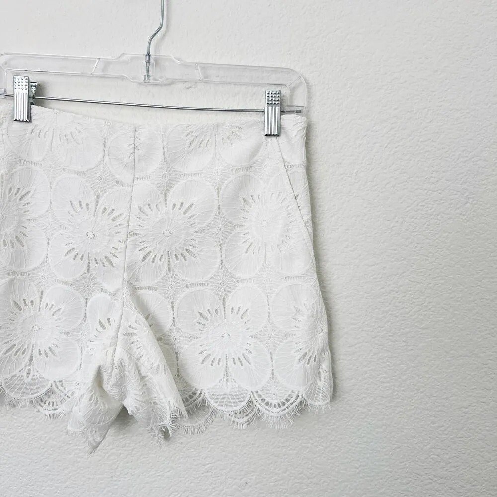 [Trina Turk] Cece White Lace Eyelet Scalloped Hem Mid Rise Shorts Bridal Size 4 - Image 5