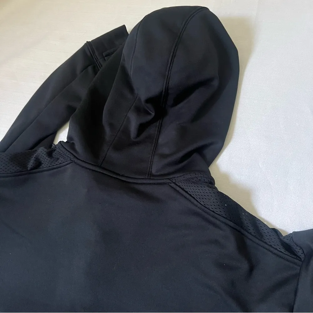 Under armour hooded quarter zip sweatshirt size women’s small - Image 5