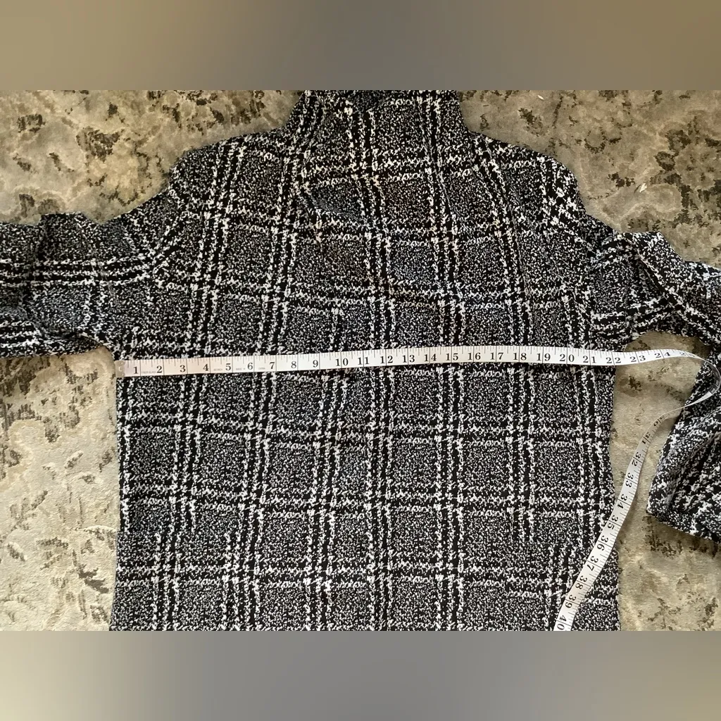 Nice,soft,very COMFY trench coat/long jacket 🖤🤍🖤 - Image 12