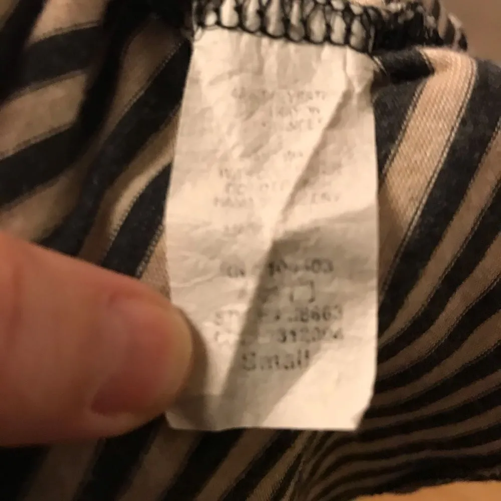 Ultra Crop Striped Daisy Appliqué Tee Top Size Small Beige Black - Image 8