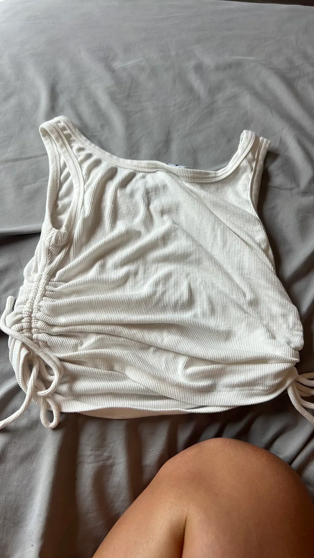 White  Top - Image 4