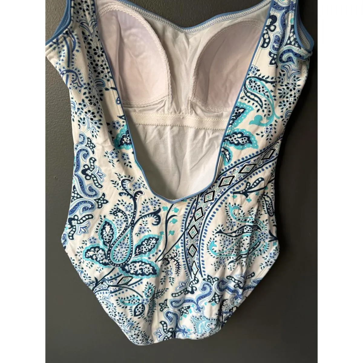 Lauren Ralph LaurenOne-Piece Swimsuit with Blue and White Paisley Pattern - Image 4