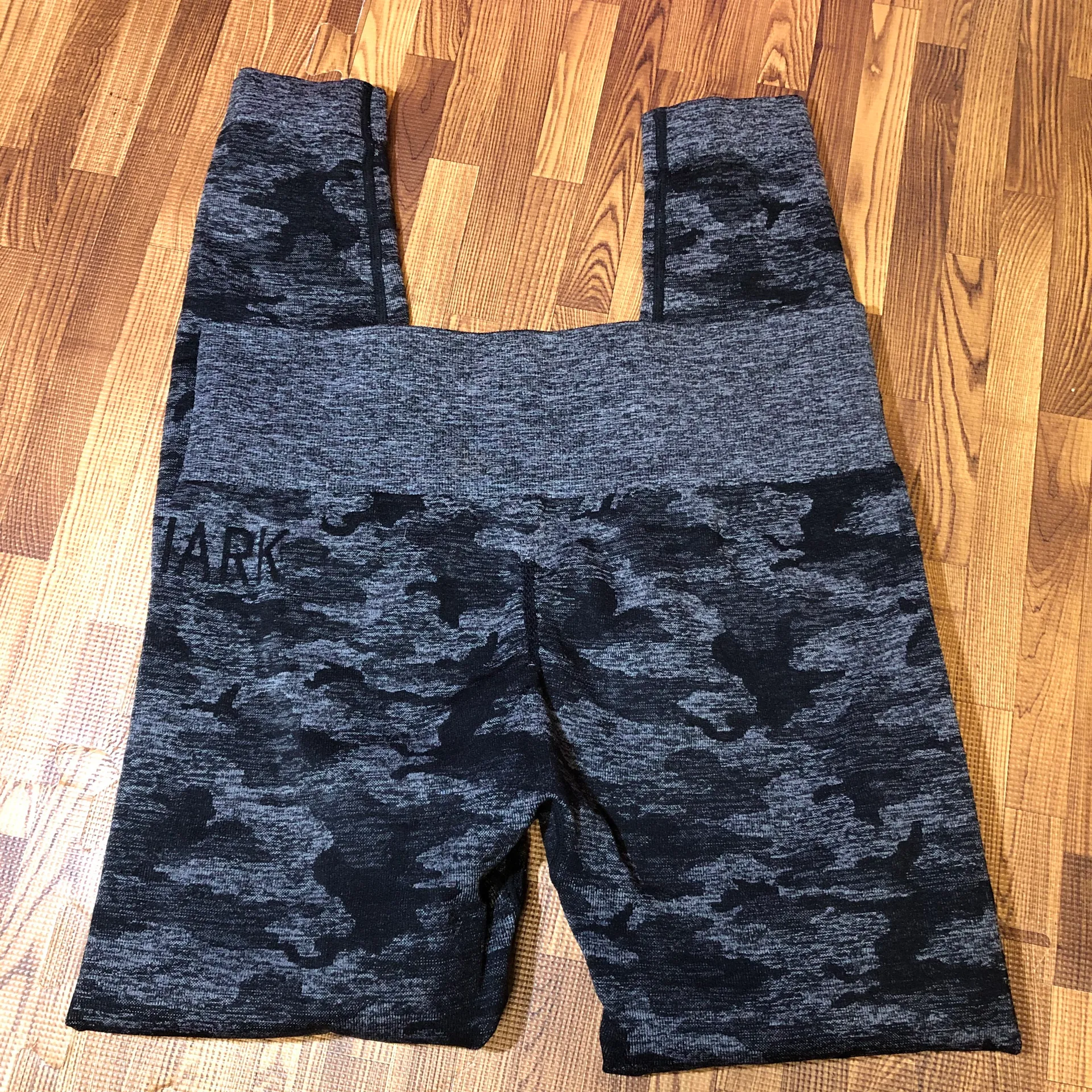 Gymshark Adapt Camo Seamless Leggings - Image 5