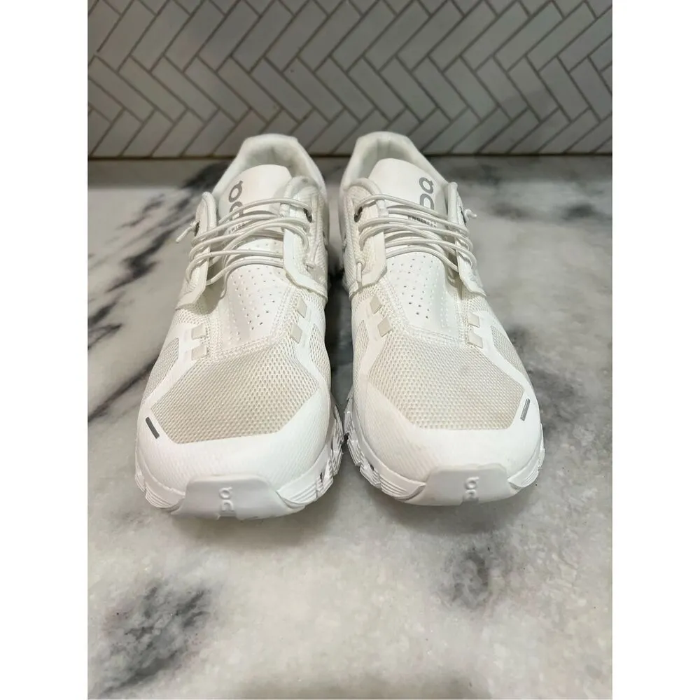 On Cloud Running Shoes Women’s Size 11 White Swiss Engineering CloudTec EU43 - Image 3