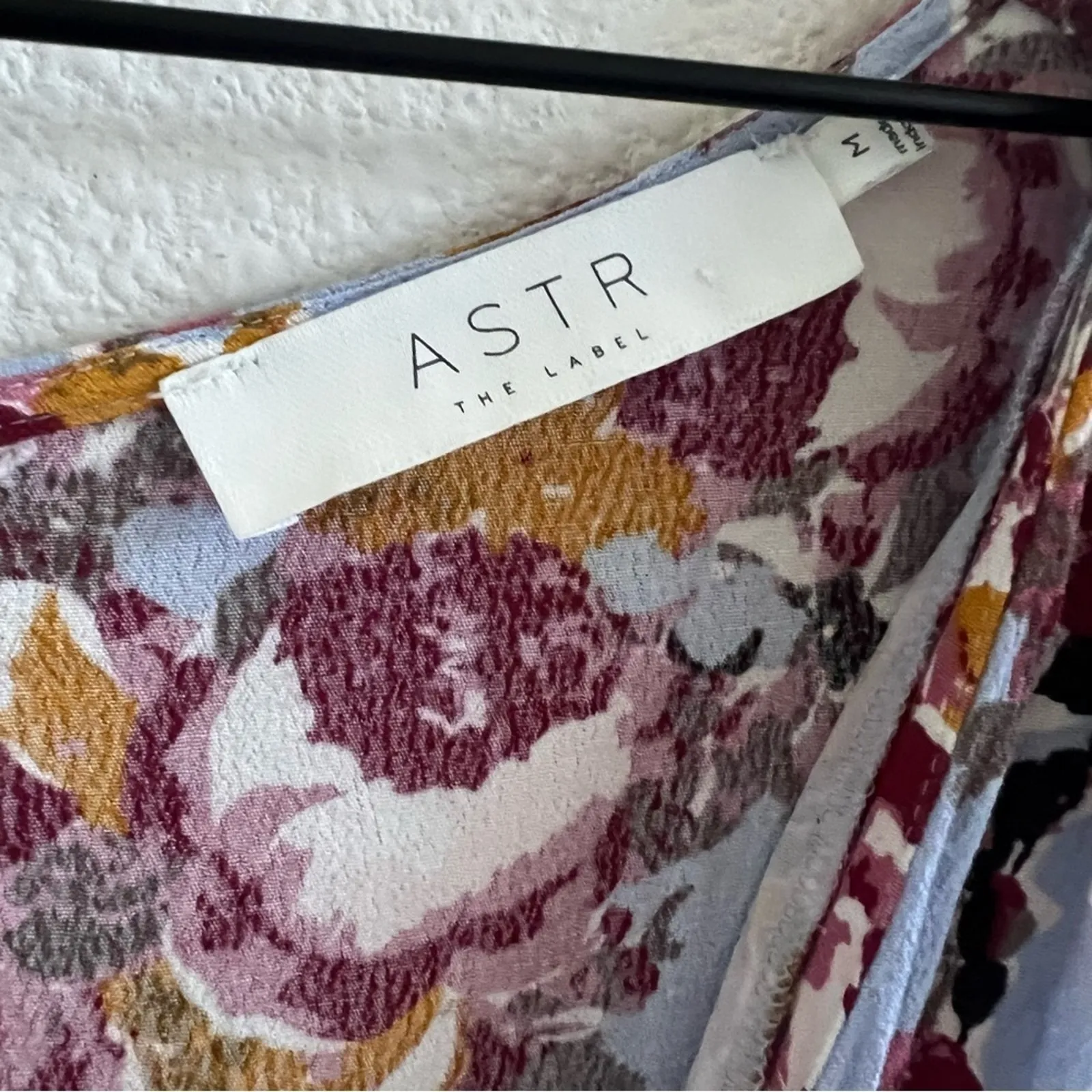 ASTR  The Label Floral Ruffle Romper Boho Tie Side Wrap Upper Back Button Medium - Image 3