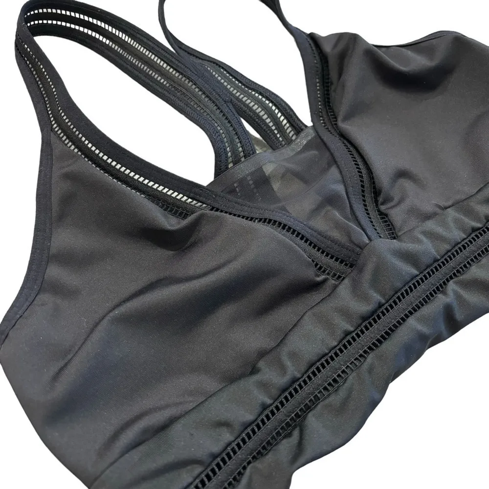 Women's Victoria's Secret Sport black Plunge Long Line sports bra size small - Image 4